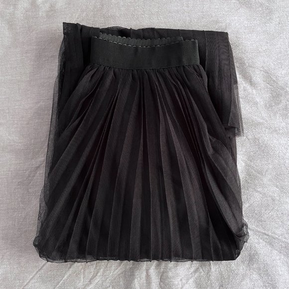 Tulle Midi Ballerina Skirt Black | Mable - Picture 4 of 4